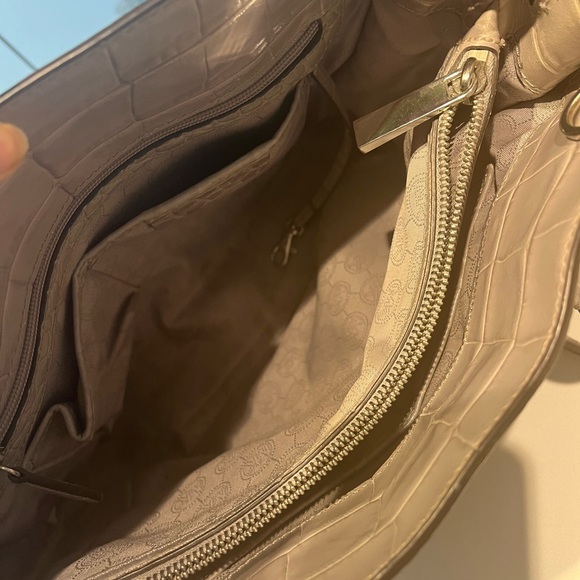 GREY ALLIGATOR INSPIRED MICHEAL KORS HANDBAG!!! - Picture 5 of 7